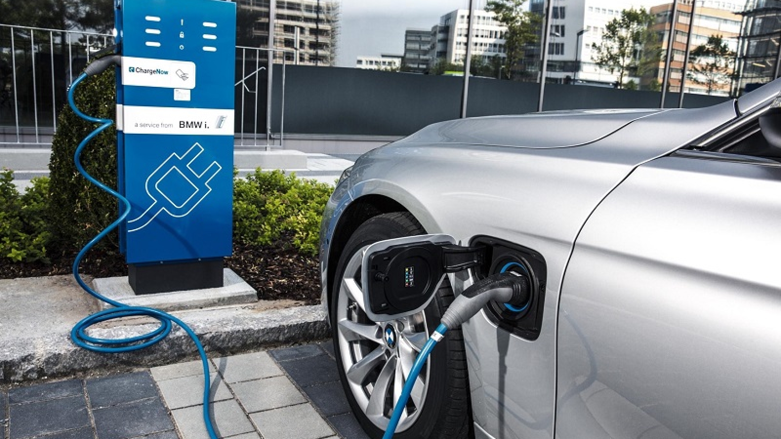 Plug in автомобили