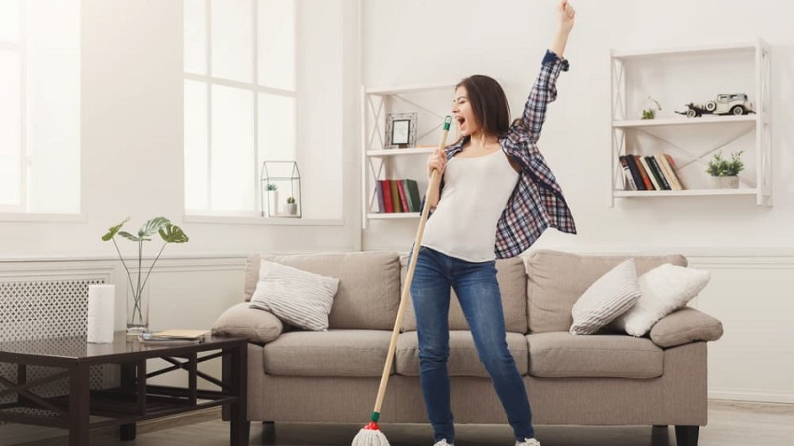 5 Ways Cleaning Services Can Make Your Home Functional and Comfortable