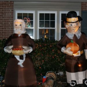 Natural Element: Thanksgiving Yard Decorations