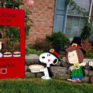 Make It Interactive: DIY Thanksgiving Yard Decorations
